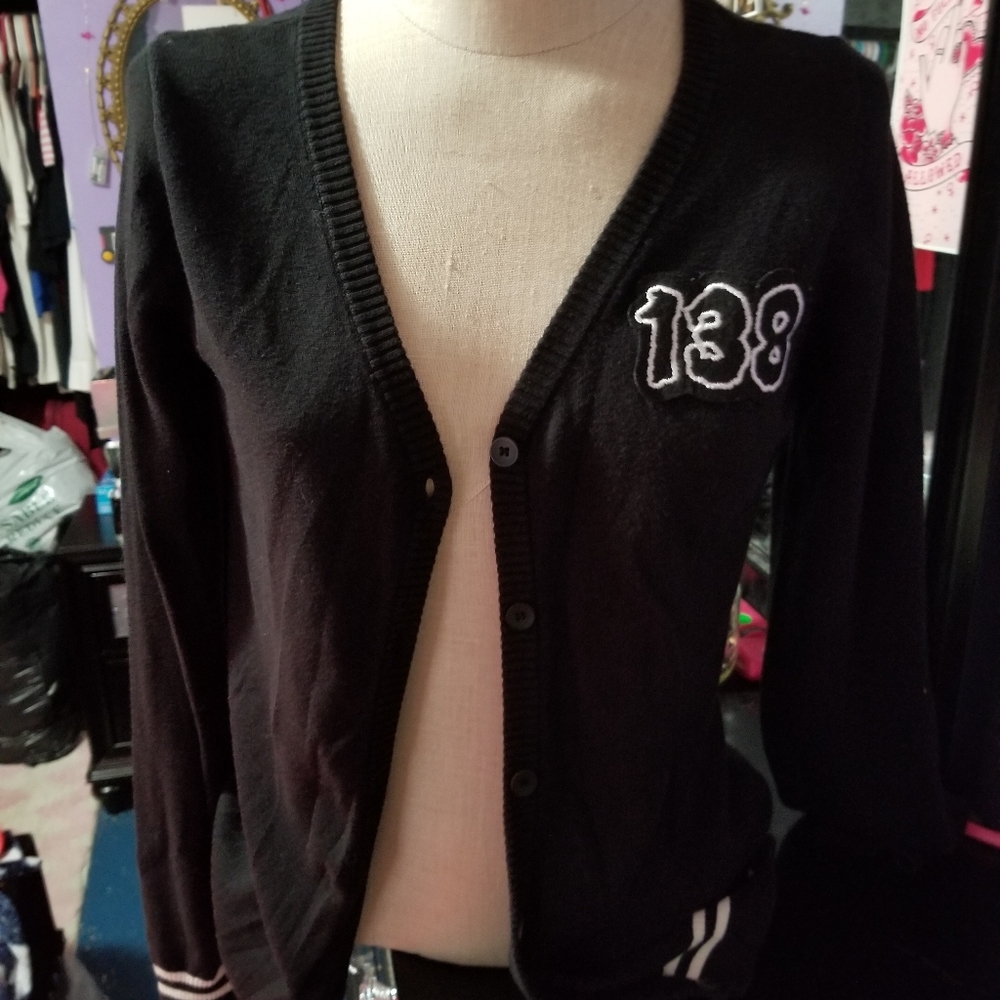 Misfits sweater Large